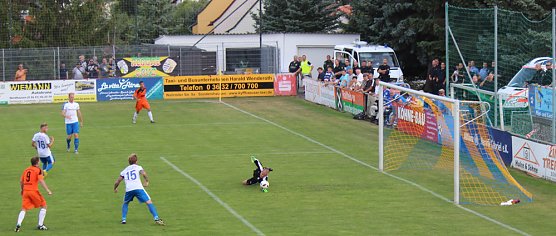 Jena blamiert sich (Foto: Karl-Heinz Herrmann) Jena blamiert sich (Foto: Karl-Heinz Herrmann)