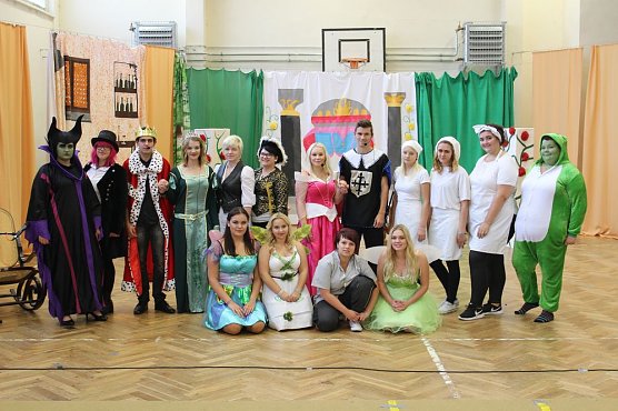 Wieder großes Kinderfest an der Fachschule (Foto: Karl-Heinz Herrmann) Wieder großes Kinderfest an der Fachschule (Foto: Karl-Heinz Herrmann)