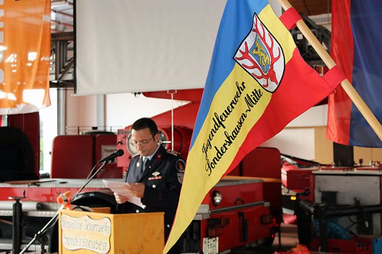 Eines ist sicher, ohne Jugendfeuerwehr kein Zukunft! (Foto: Karl-Heinz Herrmann) Eines ist sicher, ohne Jugendfeuerwehr kein Zukunft! (Foto: Karl-Heinz Herrmann)