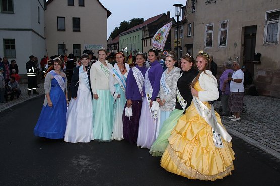 Bauernheer wurde wieder nass gemacht (Foto: Karl-Heinz Herrmann) Bauernheer wurde wieder nass gemacht (Foto: Karl-Heinz Herrmann)