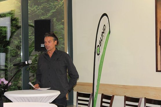 Plädoyer für den Possen als Urwald (Foto: Karl-Heinz Herrmann) Plädoyer für den Possen als Urwald (Foto: Karl-Heinz Herrmann)