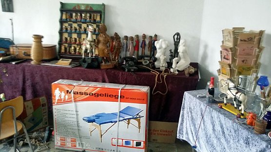 Flohmarkt im ehemaligen China-Restaurant (Foto: Privat) Flohmarkt im ehemaligen China-Restaurant (Foto: Privat)