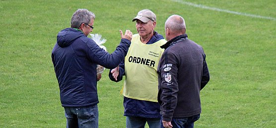 Am Göldner gab es was zu feiern (Foto: Karl-Heinz Herrmann) Am Göldner gab es was zu feiern (Foto: Karl-Heinz Herrmann)
