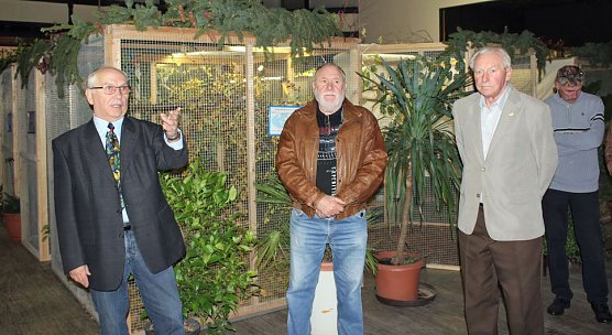 Viele exotische V&ouml;gel zu sehen (Foto: Karl-Heinz Herrmann)