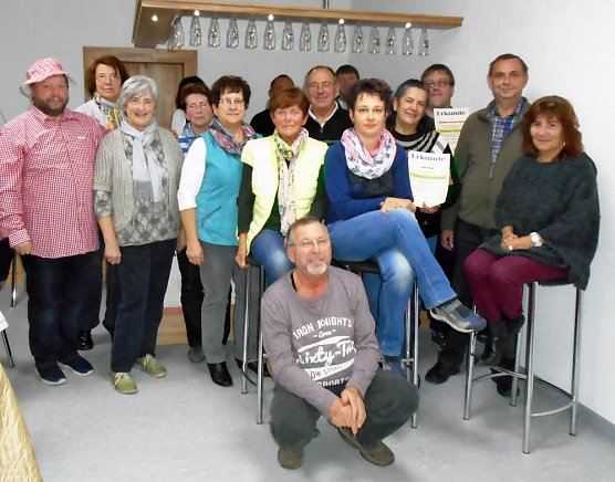 Besondere Ehrung f&uuml;r besondere Etzlebener (Foto: Peter Ke&szlig;ler)