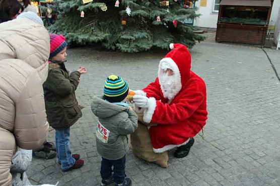 Weihnachtsmarkt Bad Frankenhausen er&ouml;ffnet (Foto: Karl-Heinz Herrmann)