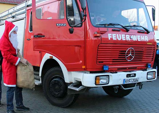 Der Nikolaus kam nach Jecha (Foto: Karl-Heinz Herrmann)