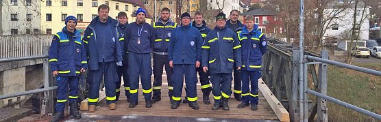 THW Sondershausen repariert Brücke (Foto: THW Sondershausen) THW Sondershausen repariert Brücke (Foto: THW Sondershausen)