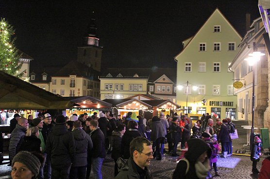 Weihnachtsmarkt schlie&szlig;t seine Pforten (Foto: Karl-Heinz Herrmann)