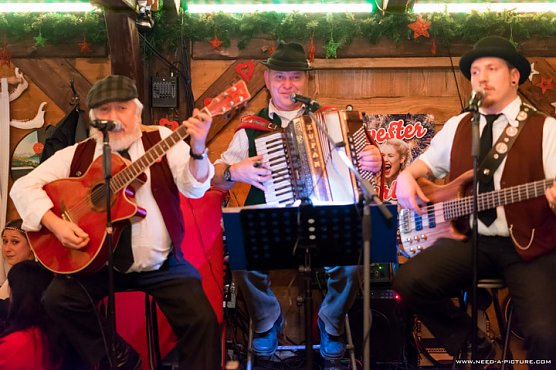 Fahrt zum Weihnachtsmarkt Erfurt (Foto: Privat) Fahrt zum Weihnachtsmarkt Erfurt (Foto: Privat)