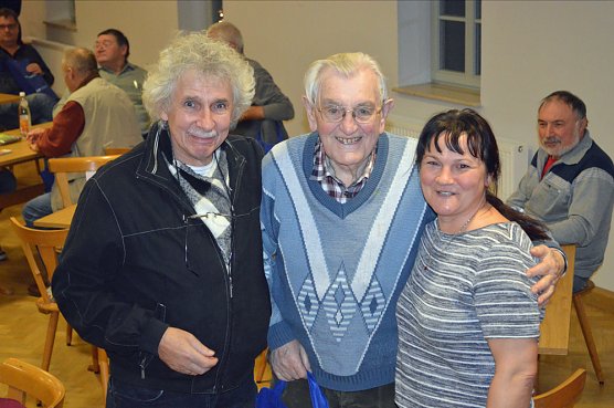 Skatturnier des SV 58 Esperstedt (Foto: Jürgen Schweser) Skatturnier des SV 58 Esperstedt (Foto: Jürgen Schweser)