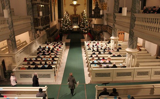 Kreiskantor freiwillig in der Zelle (Foto: Karl-Heinz Herrmann) Kreiskantor freiwillig in der Zelle (Foto: Karl-Heinz Herrmann)