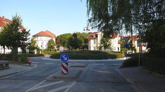 Verkehrsfreigabe Elisabethplatz (Foto: Stadt Sondershausen) Verkehrsfreigabe Elisabethplatz (Foto: Stadt Sondershausen)