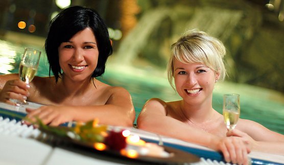 Donnerstag ist Wellness-Abend (Foto: Stadtmarketing Bad Frankenhausen) Donnerstag ist Wellness-Abend (Foto: Stadtmarketing Bad Frankenhausen)