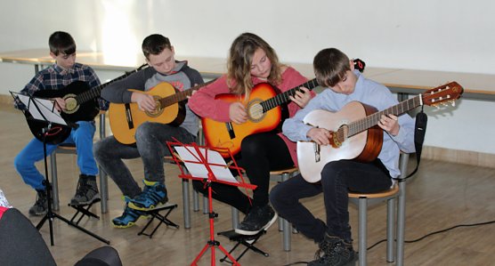 Ansturm bei der &Ouml;stertalschule (Foto: Karl-Heinz Herrmann)