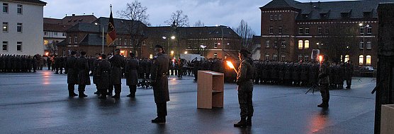 Wieder Lehrgangsteilnehmer vereidigt (Foto: Karl-Heinz Herrmann)