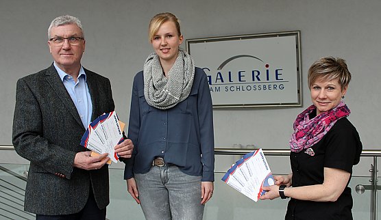 Spende für "Blickkontakt" (Foto: Karl-Heinz Herrmann) Spende für "Blickkontakt" (Foto: Karl-Heinz Herrmann)