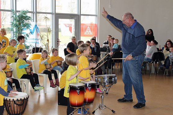 W&auml;nde wackelten wieder (Foto: Karl-Heinz Herrmann)