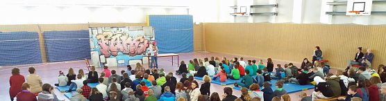 Fake oder war doch nur Spa&szlig; (Foto: Borlachschule Artern)