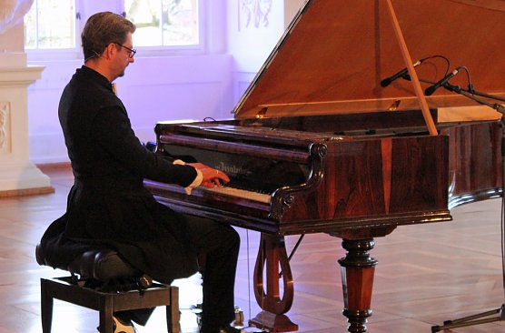 Kulturnacht gut besucht (Foto: Karl-Heinz Herrmann) Kulturnacht gut besucht (Foto: Karl-Heinz Herrmann)