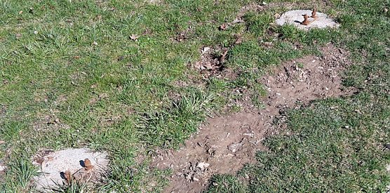 Wo bleiben die Bänke? (Foto: Karl-Heinz Herrmann) Wo bleiben die Bänke? (Foto: Karl-Heinz Herrmann)