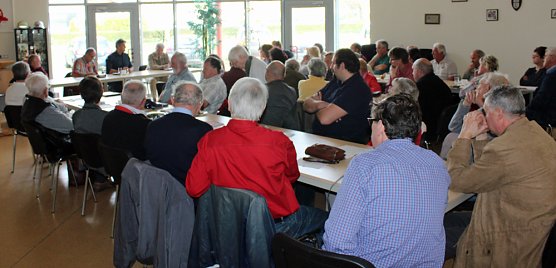 Über Sicherheit diskutiert (Foto: Karl-Heinz Herrmann) Über Sicherheit diskutiert (Foto: Karl-Heinz Herrmann)