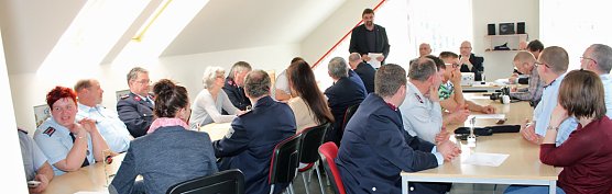 Viel los bei den Kameraden der FFW Jecha (Foto: Karl-Heinz Herrmann) Viel los bei den Kameraden der FFW Jecha (Foto: Karl-Heinz Herrmann)