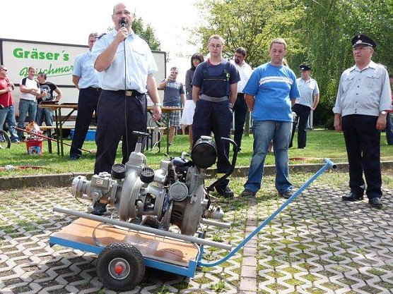Historische Feuerwehrtechnik (Foto: Karl-Heinz Herrmann) Historische Feuerwehrtechnik (Foto: Karl-Heinz Herrmann)