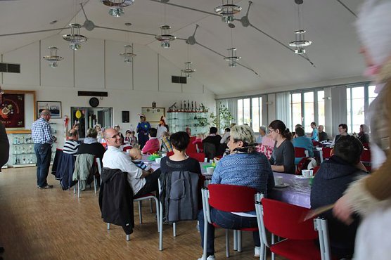 Osterhase war schon da (Foto: Karl-Heinz Herrmann)