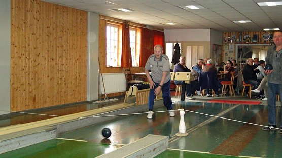 Blindenverband zu Gast im Wipperboot (Foto: W. Rasch) Blindenverband zu Gast im Wipperboot (Foto: W. Rasch)