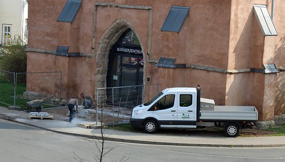 Markt, Bürgerzentrum und mehr (Foto: Karl-Heinz Herrmann) Markt, Bürgerzentrum und mehr (Foto: Karl-Heinz Herrmann)