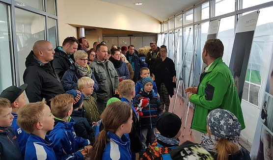 Spenden&uuml;bergabe im Kinderhospiz (Foto: Steffen Kobrow)