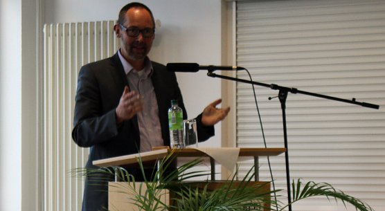 Landwirtschaftskonferenz des Kyffhäuserkreises (1) (Foto: Karl-Heinz Herrmann) Landwirtschaftskonferenz des Kyffhäuserkreises (1) (Foto: Karl-Heinz Herrmann)