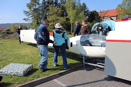 Ganzes Flugzeug dabei (Foto: Karl-Heinz Herrmann)