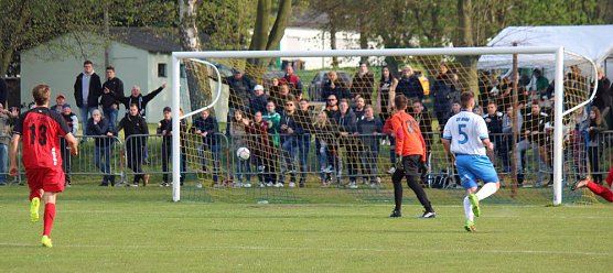 Sicheren Vorsprung fast "versemmelt" (Foto: Karl-Heinz Herrmann) Sicheren Vorsprung fast "versemmelt" (Foto: Karl-Heinz Herrmann)