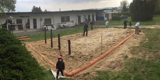 Gemeinsam in die Badesaison 2017 (Foto: Privat) Gemeinsam in die Badesaison 2017 (Foto: Privat)