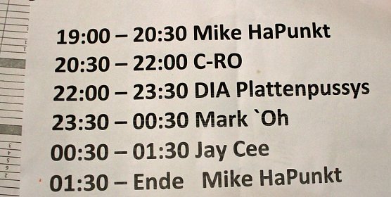 Feuchter Beginn beim Residenzfest (Foto: Karl-Heinz Herrmann)