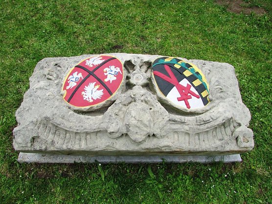 Wappenstein der Arterner Saline feierlich enth&uuml;llt (Foto: Andeas Schm&ouml;lling)