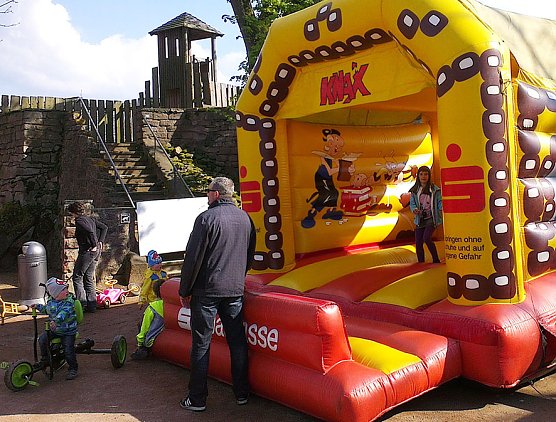 Kindererlebnistag am Kyffhäuser-Denkmal (Foto: Heiko Kolbe) Kindererlebnistag am Kyffhäuser-Denkmal (Foto: Heiko Kolbe)