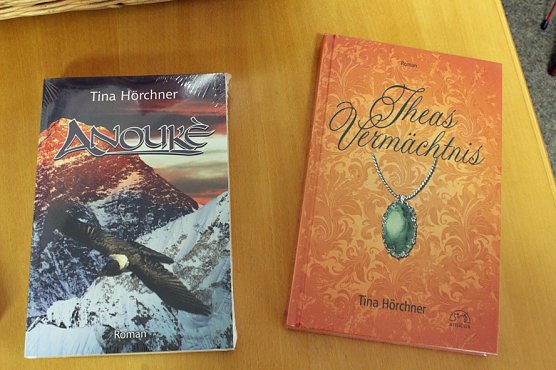 Aus ihrem zweiten Buch gelesen (Foto: Karl-Heinz Herrmann)