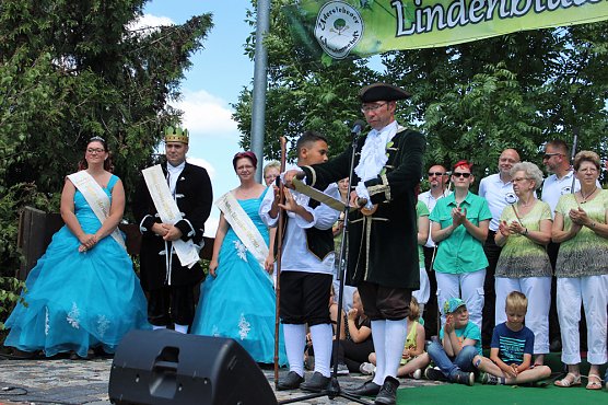 Geheimnis der Hofdamen gelüftet (Foto: Karl-Heinz Herrmann) Geheimnis der Hofdamen gelüftet (Foto: Karl-Heinz Herrmann)