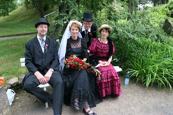 Historische Persönlichkeiten (Foto: Rosenstadt Sangerhausen GmbH) Historische Persönlichkeiten (Foto: Rosenstadt Sangerhausen GmbH)