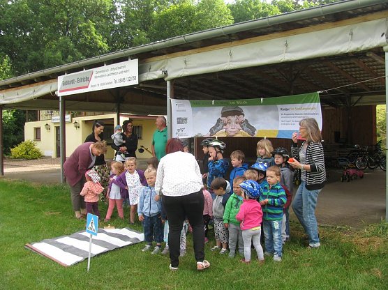 Verkehrssicherheitstag der Kita Kyffh&auml;userzwerge Ichstedt (Foto: Bernd M&uuml;ller)