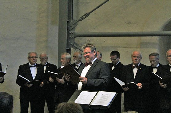 W&uuml;rdigung dreier Pers&ouml;nlichkeiten (Foto: Karl-Heinz Herrmann)