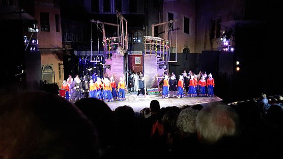 Auch die zweite Besetzung ist großartig (Foto: Karl-Heinz Herrmann) Auch die zweite Besetzung ist großartig (Foto: Karl-Heinz Herrmann)