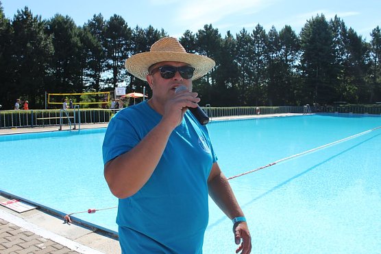 24-h-Schwimmen gestartet (Foto: Karl-Heinz Herrmann)