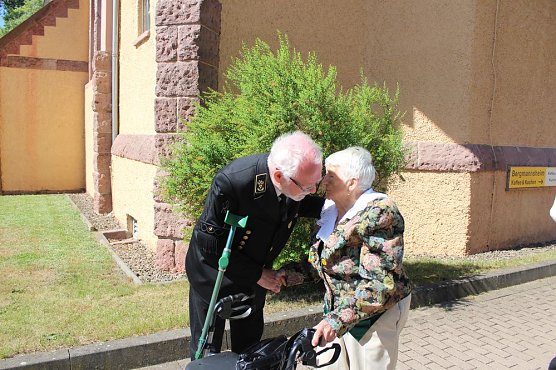 Nicht nur Bergleute feierten (Foto: Karl-Heinz Herrmann)