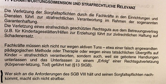 Schutzauftrag der Jugendhilfe (Foto: Karl-Heinz Herrmann) Schutzauftrag der Jugendhilfe (Foto: Karl-Heinz Herrmann)
