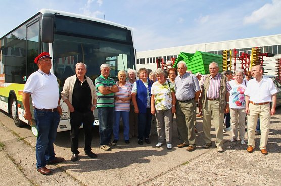 Alterskameraden der Feuerwehr besuchten den Schlosspark in Ebeleben (Foto: G&uuml;nter Herting)