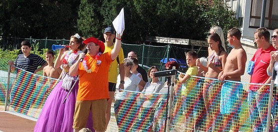 Schwimmbadfest er&ouml;ffnet (Foto: Karl-Heinz Herrmann)